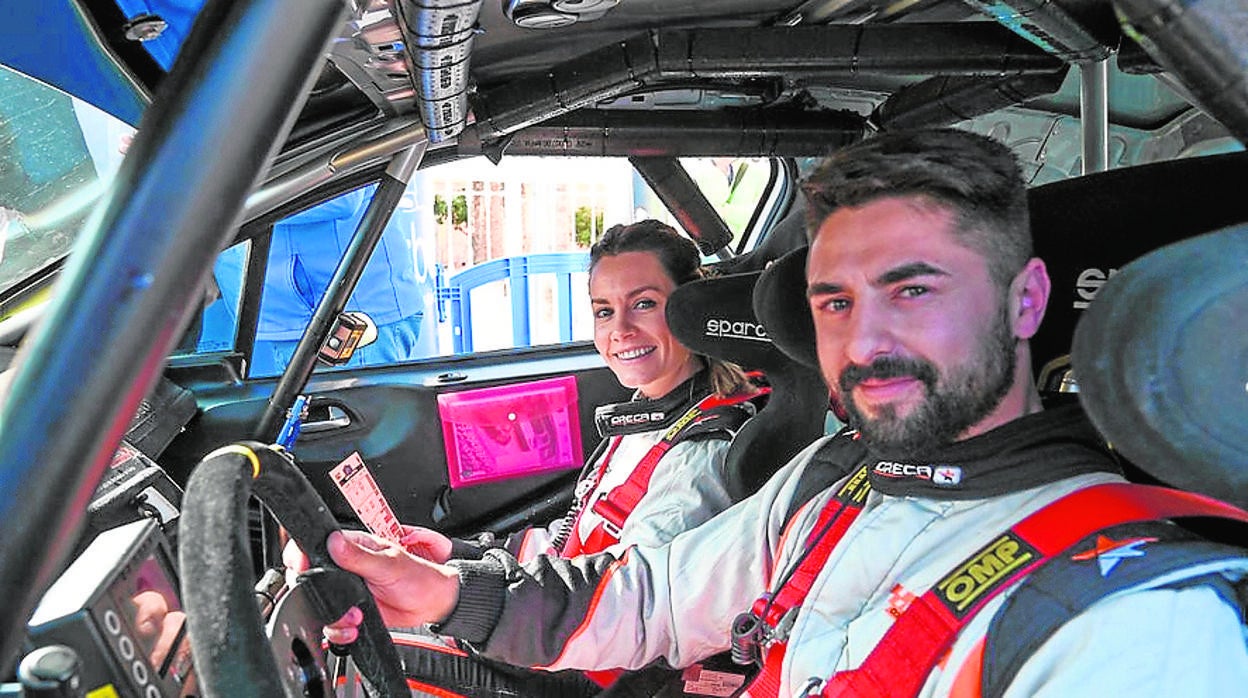 Esther de la Torre y Ernesto Salguero son los primeros pilotos gaditanos en la competición.