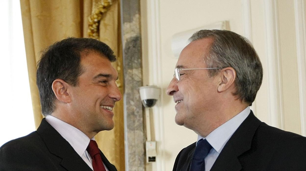 Laporta y Florentino se saludan antes de un clásico