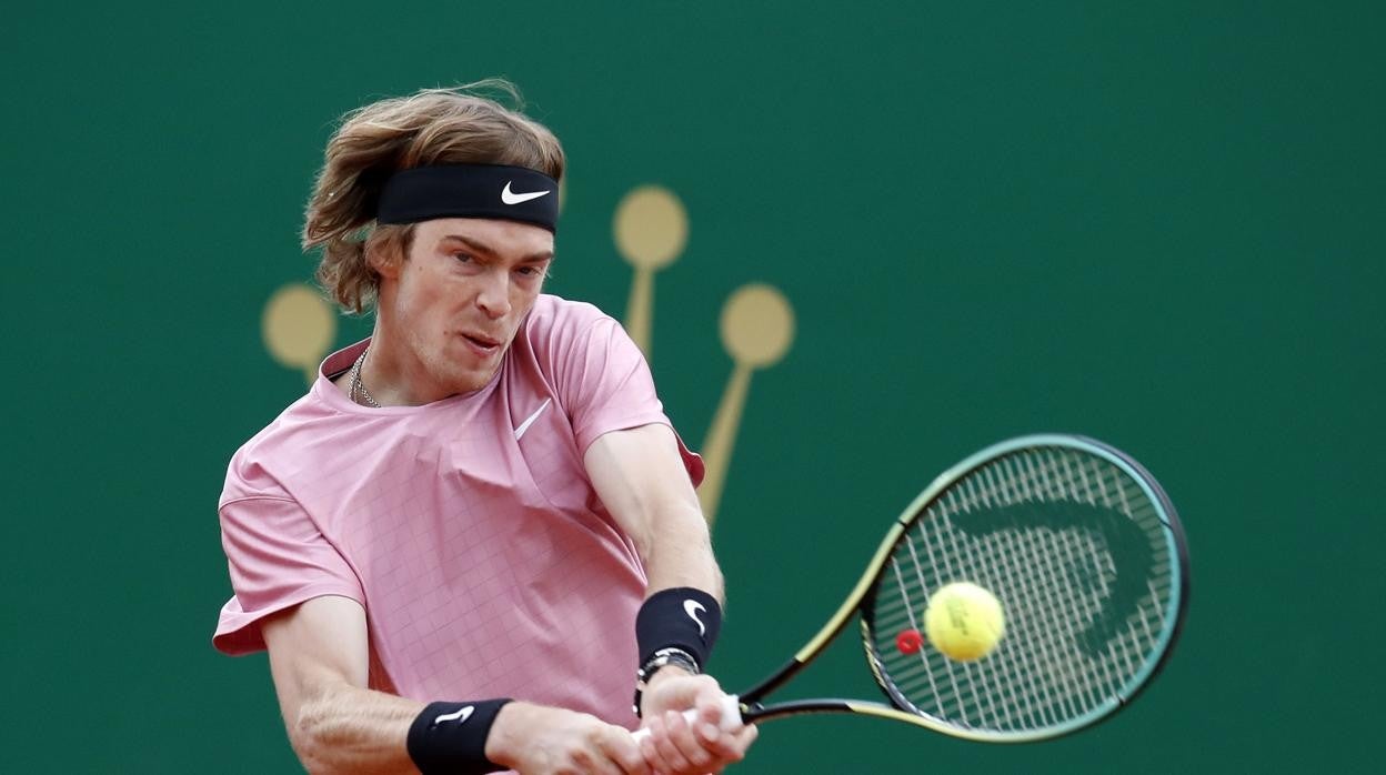 Rublev sigue firme y se mete en la final