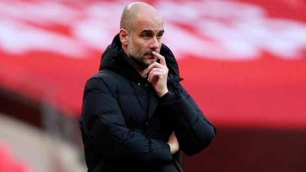 Guardiola estalla contra un periodista: «Es un argumento tan pobre, ¿cómo puedes decir eso?»