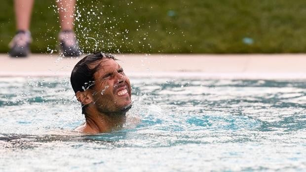 Nadal, un salto en su viaje al cielo de París