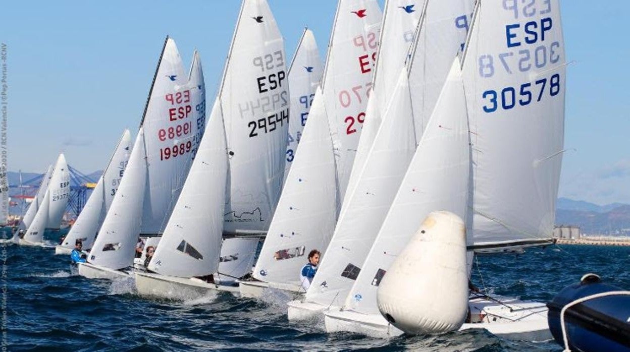 El 61º Gran Trofeo Valencia reúne a 70 Snipe en la capital del Turia