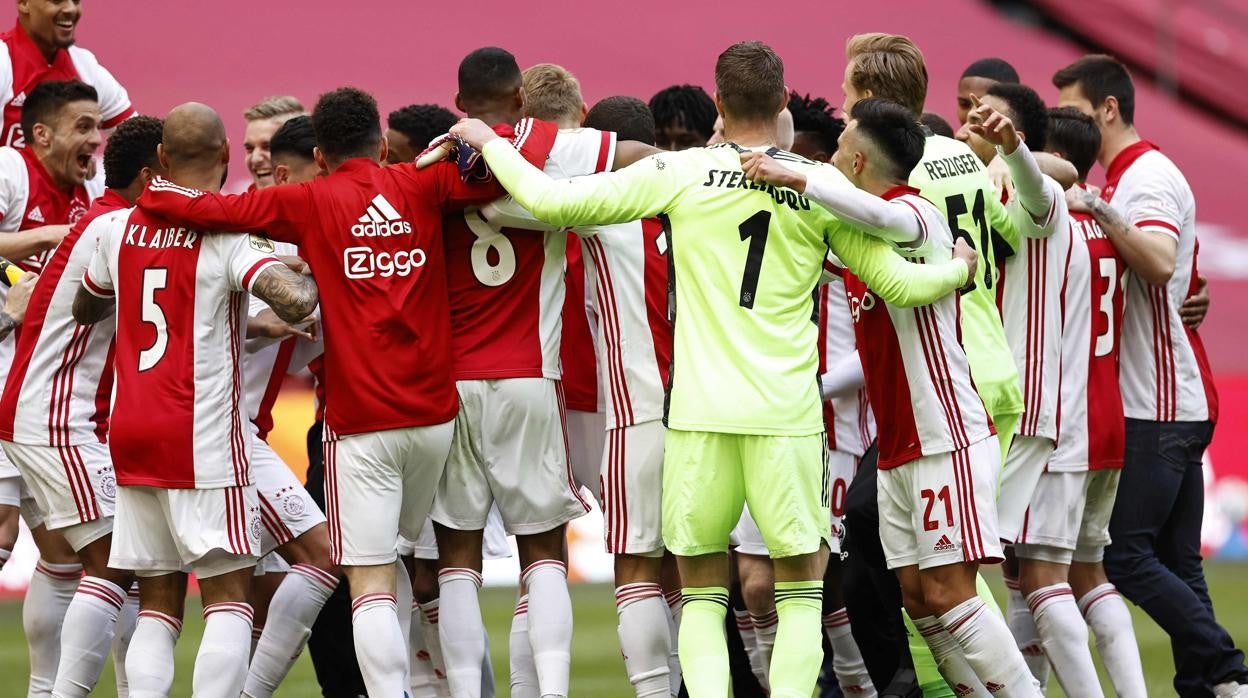 El Ajax se hace con su liga número 35