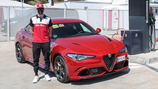 Giovinazzi: «Ojalá tenga una carrera tan larga como la de Kimi»