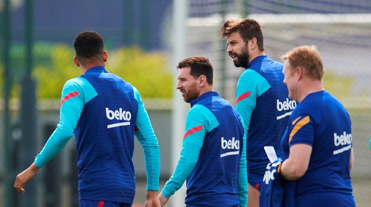 Koeman dirige el entrenamiento del sábado para preparar el partido ante el Celta