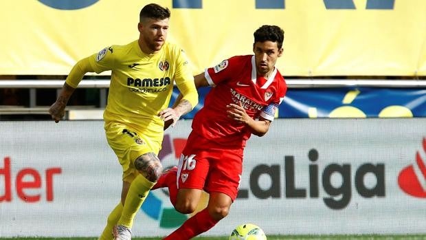 El Villarreal golea al Sevilla con un Bacca soberbio