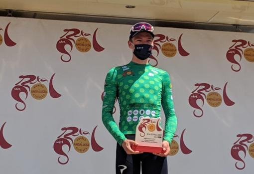 Ethan Hayter gana la etapa y el maillot por puntos