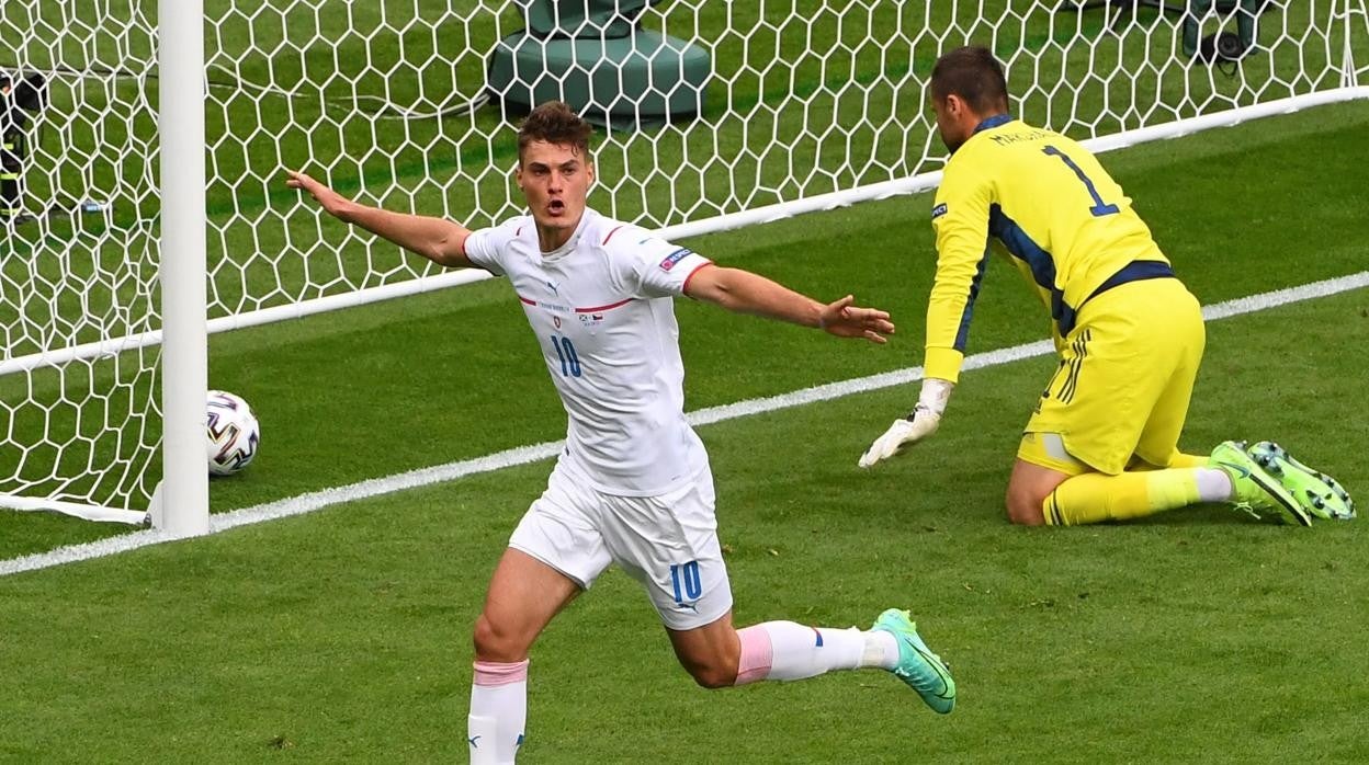 Patrik Schick, tras anotar su primer gol para República Checa