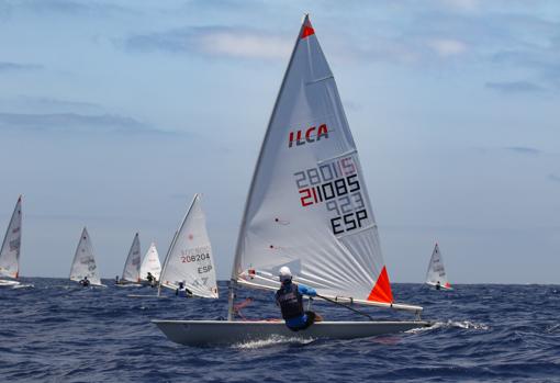 Los hermanos Codoñer apuntalan el liderato en el Campeonato de España de 29er