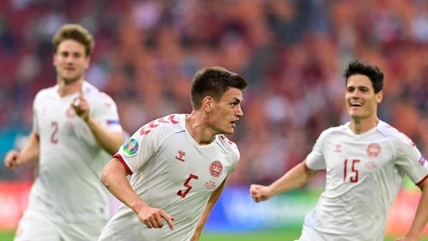 Dinamarca echa a Bale de la Eurocopa
