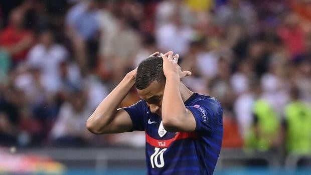 Mbappé: «He fracasado, estoy desolado por el penalti»