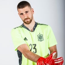 Unai Simón: «Ni voy a dejar de pedir balones ni voy a dejar de jugar con los pies»