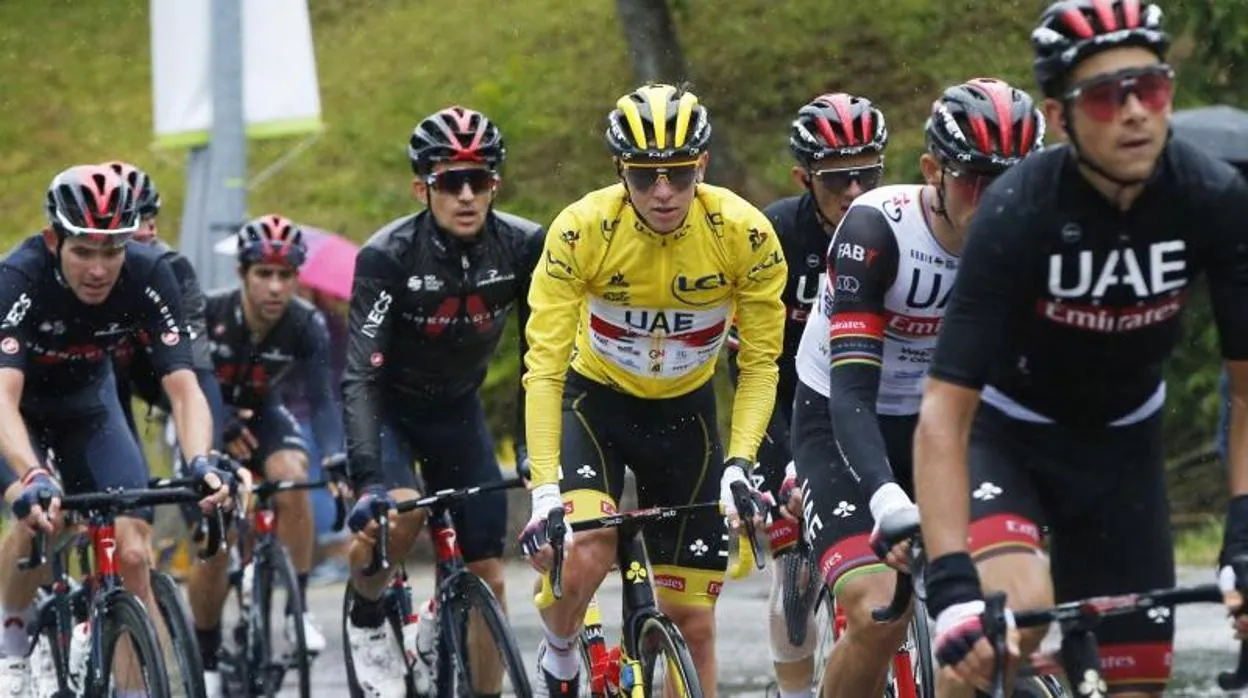 Pogacar en la novena etapa del Tour de Francia