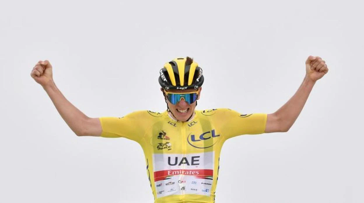 Tadej Pogacar en la etapa 17 del Tour de Francia