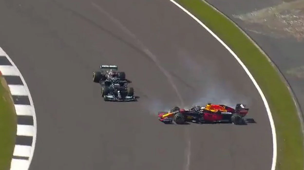 Red Bull estalla contra Hamilton: «Puso en riesgo la vida de Verstappen»