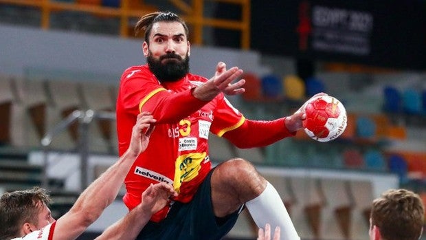 El balonmano oposita al podio con fundamento