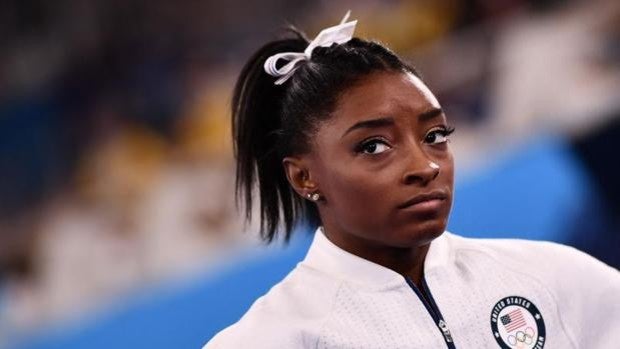 La presión paraliza a Simone Biles