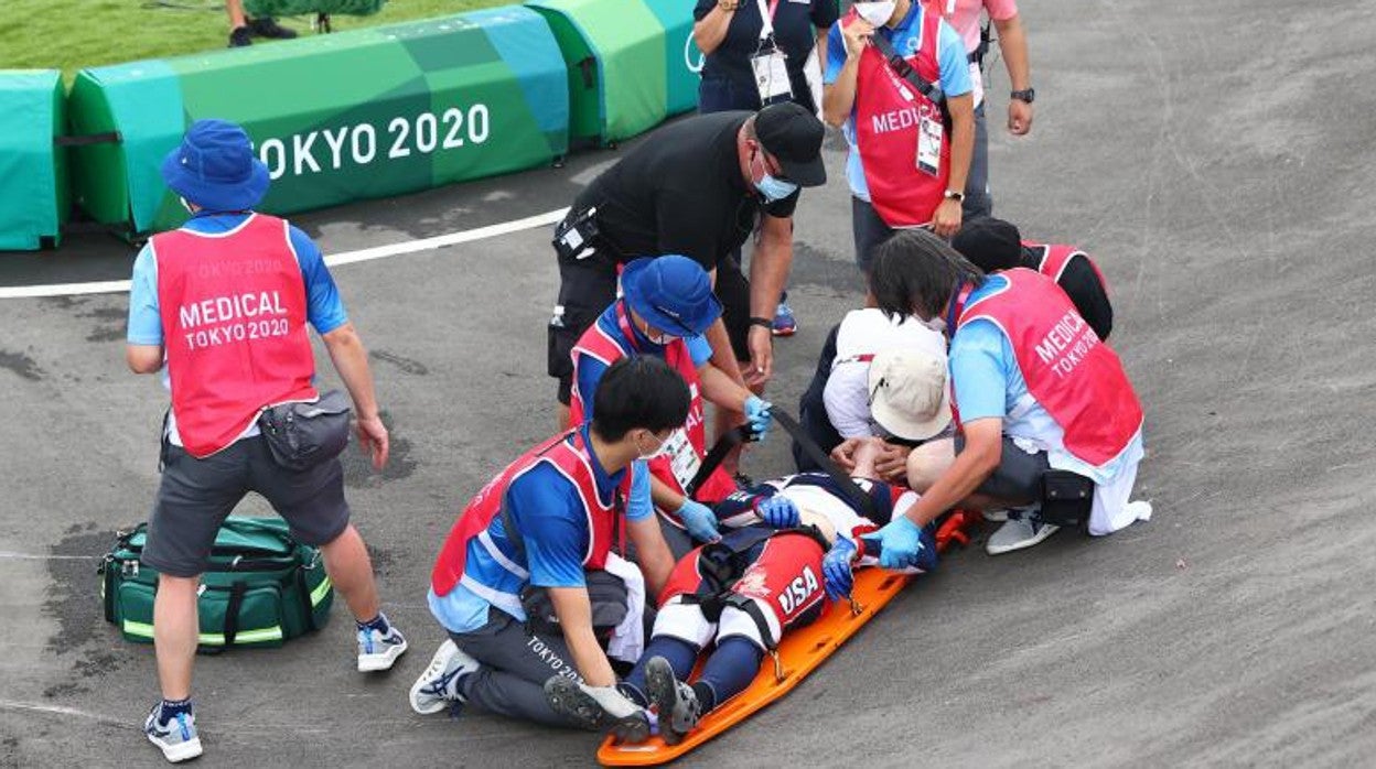 El favorito al oro en BMX, trasladado al hospital tras sufrir una brutal caída