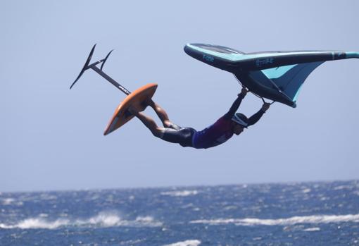 Alexandra Torres, campeona de España Big Air y Liam Whaley se lleva el título a Tarifa