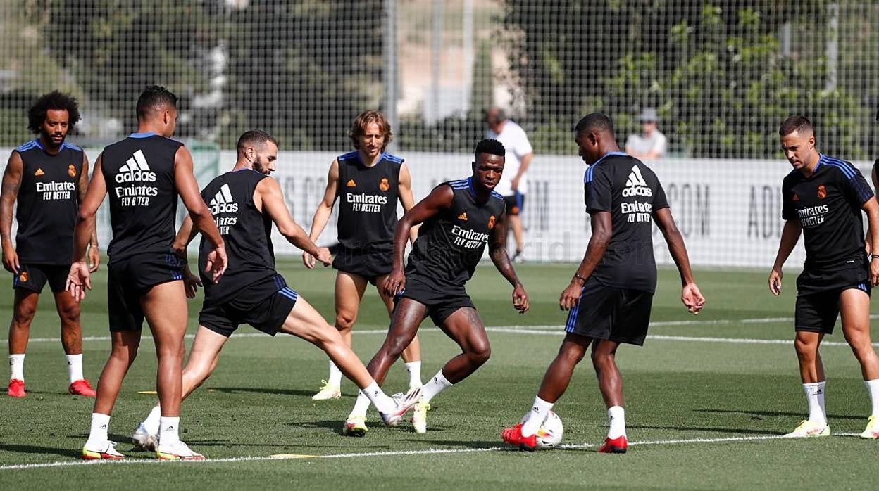 El equipo, en el entrenamiento de ayer