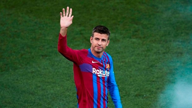 Piqué se baja el sueldo para que el Barça pueda inscribir a Memphis, Èric García y Rey Manaj