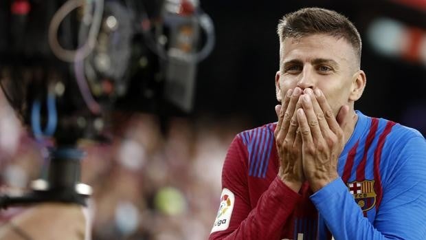 «Busquets, Alba y Roberto también se van a rebajar el sueldo»