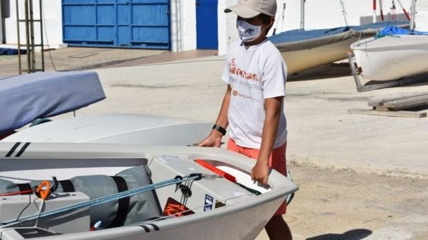 La vela ligera abre la Semana Náutica de El Puerto de Santa María