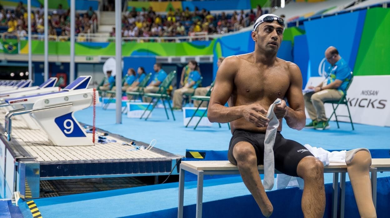 El nadador Ibrahim Al Hussein, del equipo de Refugiados Paralímpicos