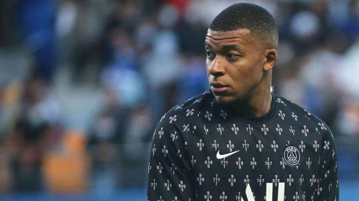 180 millones de traspaso, 6 temporadas y 30 &#039;kilos&#039; de sueldo, las cifras que maneja el Madrid para fichar a Mbappé