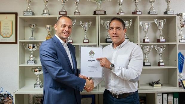 WOWFC sella un acuerdo histórico para organizar los campeonatos nacionales y autonómicos de MMA