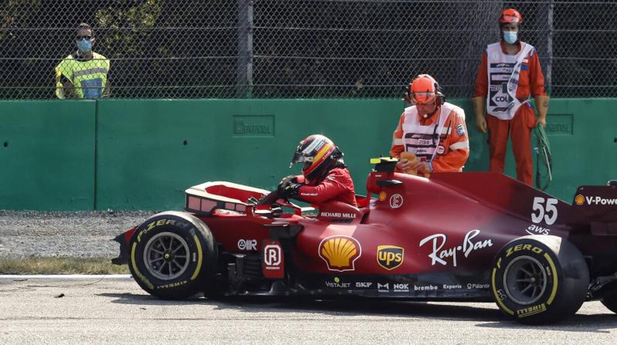 El monoplaza de Sainz, destrozado tras el accidente