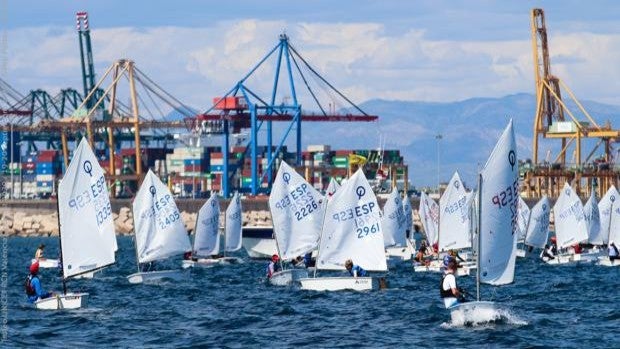 Comienza el Trofeo Valencia Vela Infantil, Copa Unicef