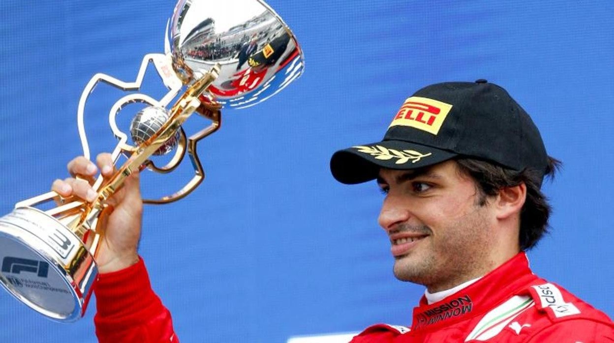 Carlos Sainz, correcciones y ambición de futuro en Ferrari