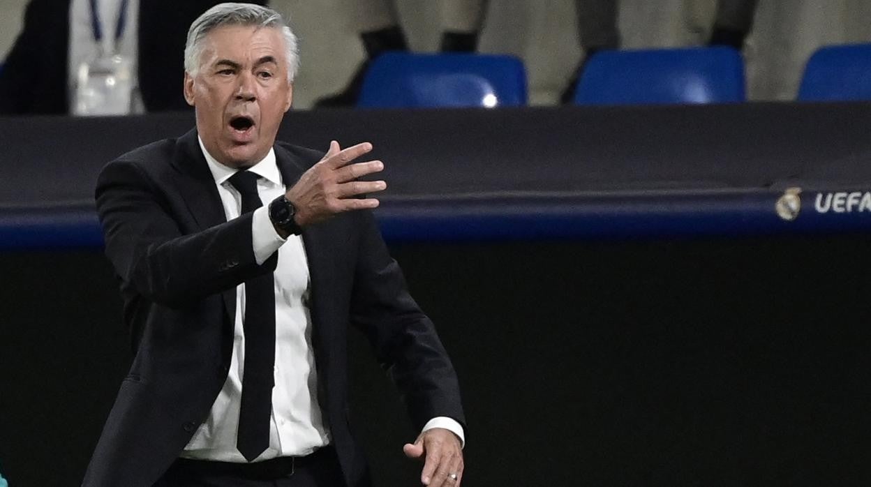 Ancelotti: 23 jugadores utilizados, nueve alineaciones distintas, seis defensas diferentes