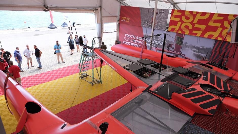 Vídeo: El F50 Victoria, al detalle en Cádiz