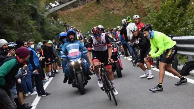 Pogacar cierra su año mágico con el Giro de Lombardía