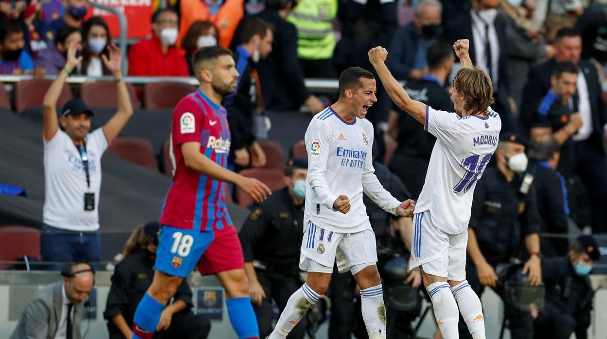 Lucas Vázquez celebra su segundo gol y la victoria con Modric