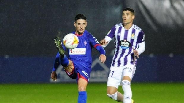 El Amorebieta se divierte a costa del Valladolid