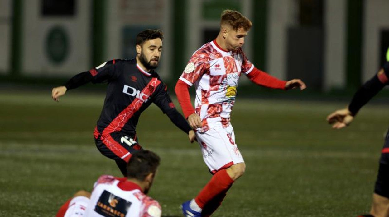 Luca Zidane salva al Rayo ante el Guijuelo en la tanda de penaltis