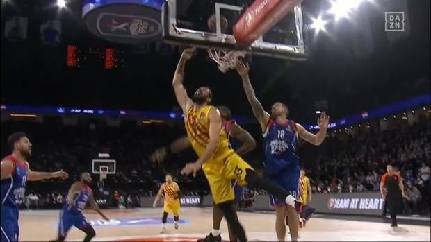 El Barça gana una batalla tremenda en casa del campeón