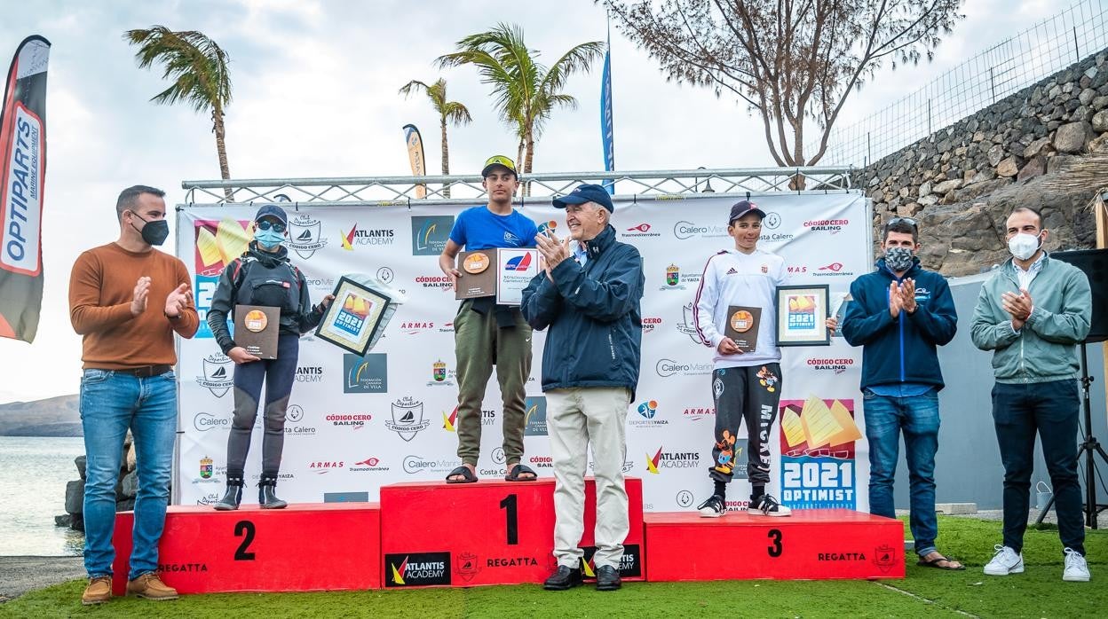 El italiano Alessandro Cirinei se alza con la Optimist Lanzarote Trophy