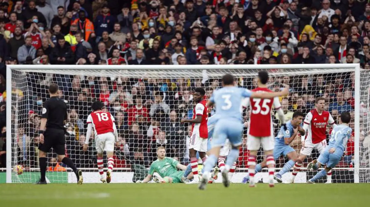 Rodri celebra el gol de la victoria ante el Arsenal