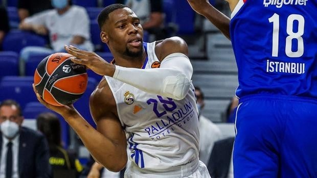 El Real Madrid ata a Yabusele hasta 2025