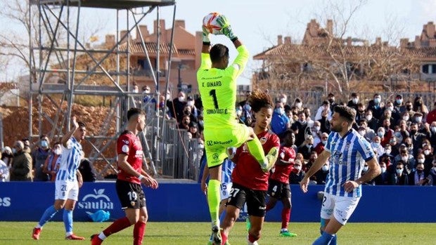 Un gol en el primer minuto le vale al Valencia el pase a cuartos