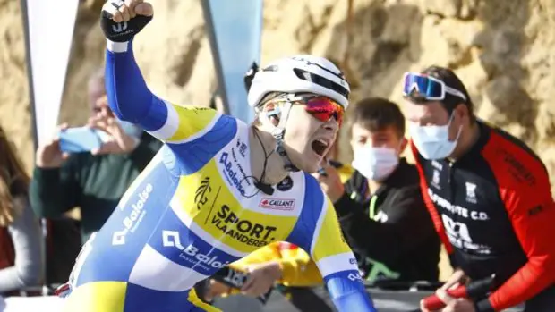 Rune Herregodts gana la primera etapa de la Vuelta a Andalucía 2022, entre Ubrique e Iznájar