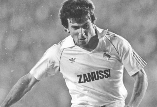 Juan Gómez, Juanito