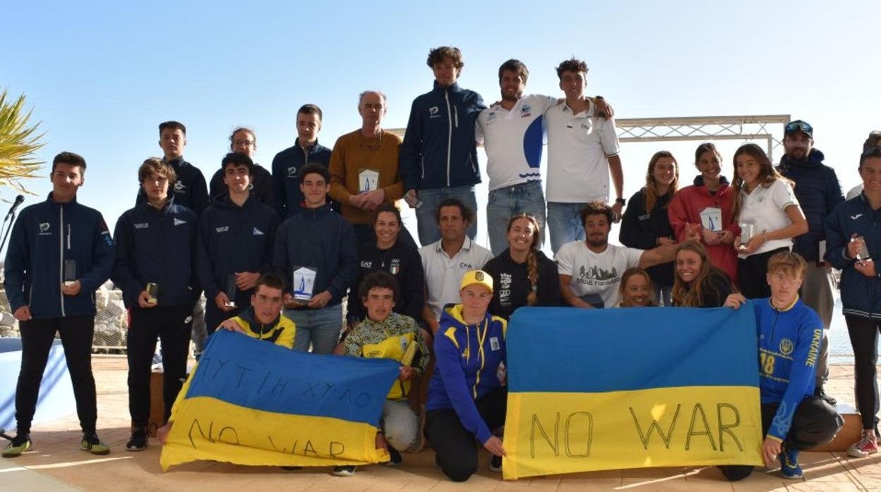 Pilar Lamadrid, Ángel Granda e Ignacio Baltasar, ganadores de las Copas de España de iQFOil