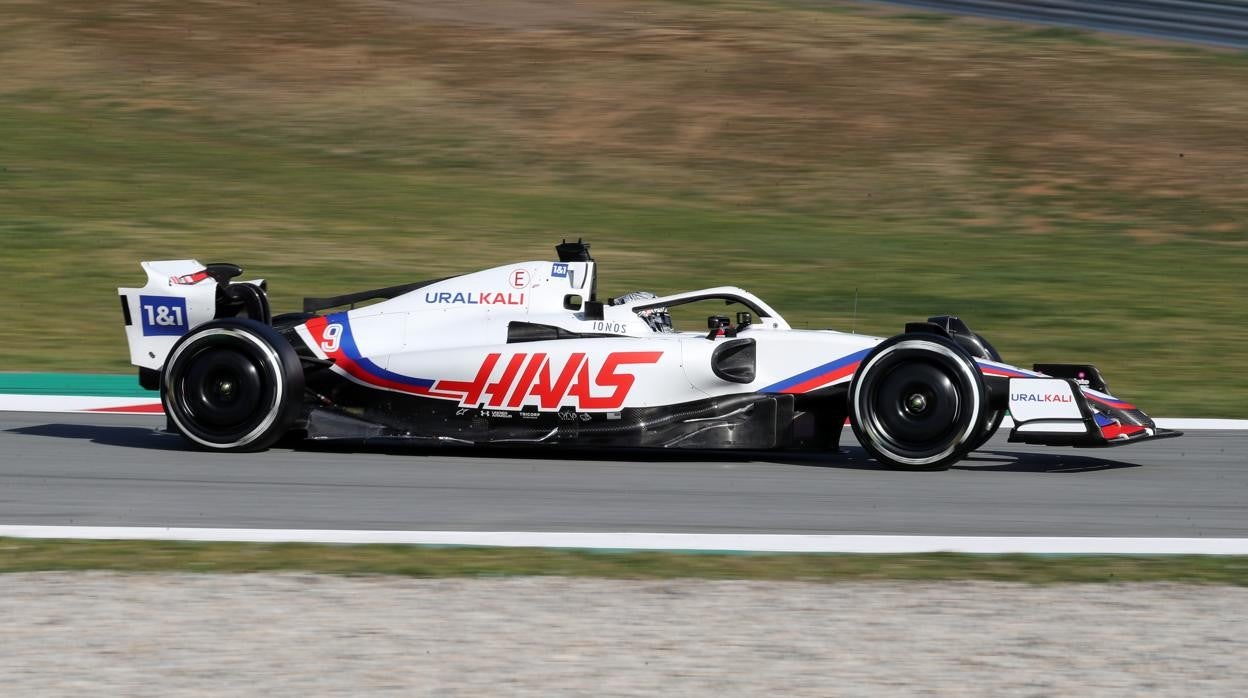 El coche de Haas, en las pruebas de Montmeló