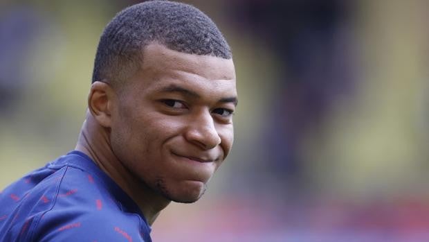 Laporta y el interés por Mbappé: «Es parte del show»