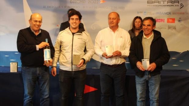 El «Okofen», de Javier de la Gándara, ganó su quinta Liga de Invierno de J80